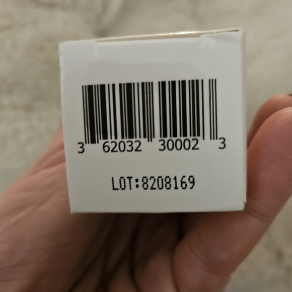 Obagi Kinetin+ Hydrating Cream - Blue, White, and Cream Packaging - Picture 6 of 6